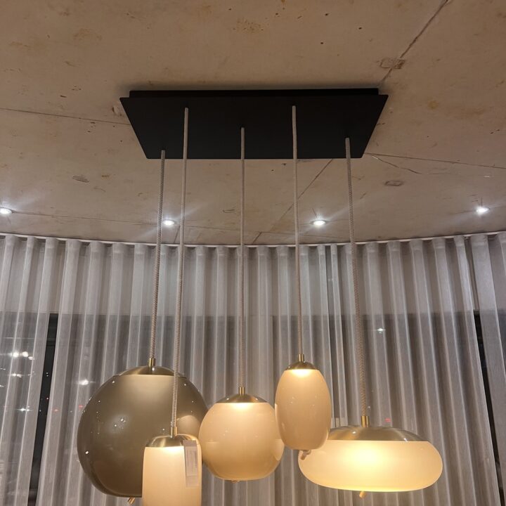 12721_9bf233